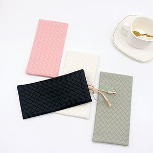 批发便携式可重复使用的各种颜色防水pu袋太阳镜袋和护理产品包装袋 - Product Image 3