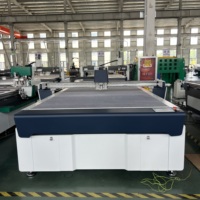 YOUHAOCNC Flach bett Automatische CNC Digital Cutter Plotter Schuhe Obere Herstellung Oszillieren der Messer Schneiden Leder Maschinen motor