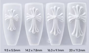 Molde de Silicona para Decoración de Uñas con Diseño de Corazón Cromado Estilo Punk, Molde 3D para Arte de Uñas con Gel UV - Product Image 3