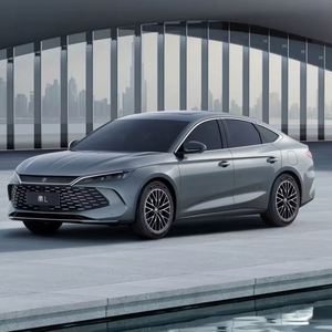 BYD 2024 QIN L Plus Nuova Auto Elettrica Ibrida Compatta con Motore 1.5L 110 Cavalli L4, Auto Elettrica Lanciata da BYD - Product Image 4