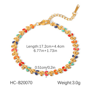 Pulsera de Acero Inoxidable Chapado en Oro con Dijes de Mariposa y Diamantes Huecos, Diseño Simple y Moderno de HY Fashion - Product Image 4