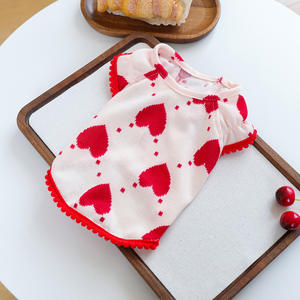 Suéter de Punto para Perro, Diseño de Corazón Rojo, para el Día de San Valentín, de Poliéster de Lujo, Suave y Transpirable, con Mangas con Volantes, para Razas Pequeñas, Color Rojo - Product Image 2