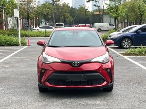 Offre Spéciale pour <span class=keywords><strong>CHR</strong></span> <span class=keywords><strong>2022</strong></span> 2.0L CVT Édition Leading Volant à Gauche Sièges en Cuir Pneus R17 SUV Compact 5 Portes 5 Places - Product Image 1