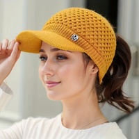 Red coreana Red Vacío Top Suéter Sombrero Niñas Otoño e Invierno Grueso Cálido Sombrero de punto Gorra para correr al aire libre