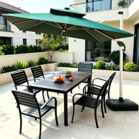 Ensemble de mobilier d'extérieur : Table basse française et ensemble de salle à manger en plastique et bois pour cour, villa, hôtel et parc