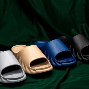 Sandalias de Eva Suaves Personalizadas con Logotipo Privado para Mujer, Pantuflas Unisex Lisas para el Hogar, Sandalias de Pareja, Sandalias para Hombre - Product Image 3