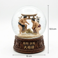 Personnalisé En Gros 100mm Résine Arbre De Noël Statue Verre Boule À Neige En Bois Base Artisanat Ornement Maison Décoration De Fête