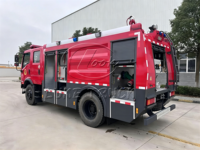 Camion de pompiers chinois 4x4 avec treuil, tout-terrain, pour incendies en forêt, capacité de récupération autonome pour les secours sur le terrain