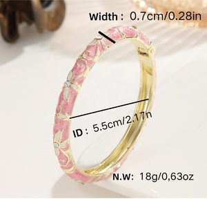 Pulsera de Cadena Chapada en Oro con Gotas de Aceite Coloridas, Frescas y Dulces, Estilo Palacio Retro para Mujer, Venta al por Mayor de Fábrica - Product Image 6