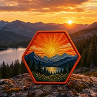 Patchs brodés OEM, motif montagne, coucher de soleil, lac, hexagone, points de couture denses, à coudre sur chapeau, veste, sac à dos