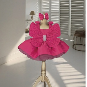 Vestido Corto de Princesa con Lazo de Mariposa Grande y Pedrería para Niñas, Color Rojo Rosa, para Actuaciones de Piano, Fiestas Nocturnas y Pasarela - Product Image 3