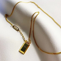 Collier pendentif brique d'or en acier titane, inaltérable, chaîne de clavicule de luxe léger pour femme