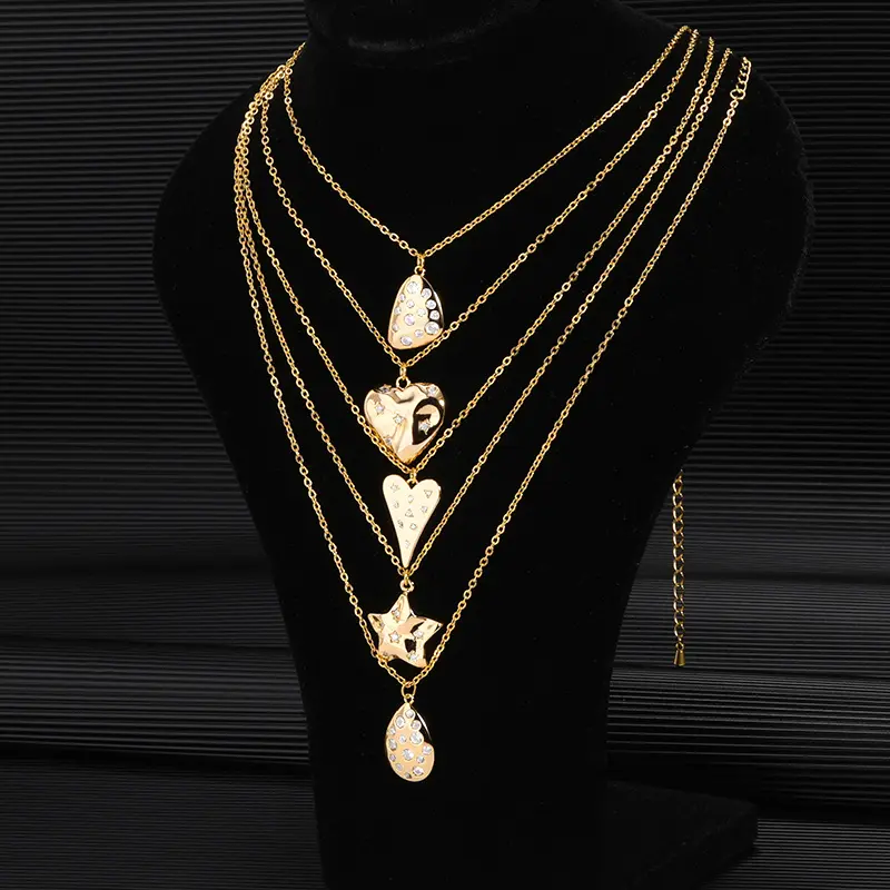 Collar con colgante de Corazón dorado para mujer, conjunto de joyería con piedras de circonita brillante