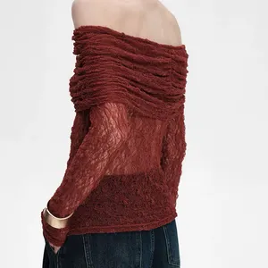 Nuova moda 2024 da donna scava la maglia trasparente in pizzo nero irregolare a pieghe con spalle scoperte senza schienale