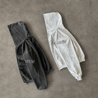 Survêtement à capuche zippé personnalisé avec broderie style écriture vintage délavée, Fabricant sur mesure, Usine de fabrication sur mesure, OEM ODM, Streetwear lourd