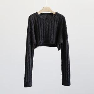 Pull d'hiver décontracté pour femmes à manches longues confortable et surdimensionné avec couleur unie et logo à col rond sur le devant - Product Image 2