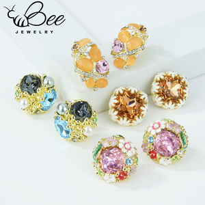 Fashion Multicolor Natural Diamond Gemstone <b>Stud</b> <b>Earrings</b> Irregular Cute Pink Purple <b>Crystal</b> Posting <b>Earrings</b> for Wholesale - Product Image 4