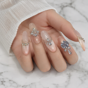 Faux ongles de luxe à presser avec strass, forme amande et stiletto, couvrance totale, dégradé, 10 pièces pour fêtes et mariages - Product Image 5