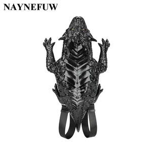 NAYNEFUW 2025 Borsa a Tracolla Nera Stile Europeo e Americano con Drago Personalizzato Unico per Telefono Cellulare e Chiavi Auto - Product Image 6