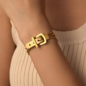 Semplice Braccialetto di Disegno In Acciaio Al Titanio Placcato 18k Bracciale In Oro Fibbia Della Cintura A Tre Strati Della Catena Del Braccialetto Delle Donne - Product Image 6
