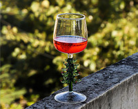 Vente en gros de grands verres à vin créatifs simples pour arbre de Noël Tasses en verre pour couple avec dessin animé simple