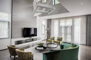 Service de rénovation complet pour villas forestières, conception originale avec des rendus ultra-clairs et des dessins d'effets de scène réalistes - Product Image 4