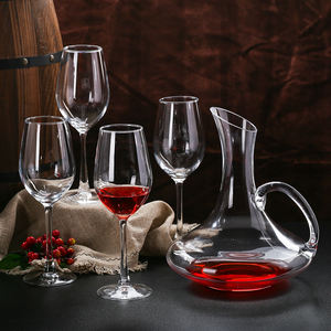 Ensemble de verres à vin rouge classiques en cristal avec décanteur à poignée, 5 pièces, gobelets en forme de tulipe pour la maison, le restaurant, ou comme cadeau - Product Image 1