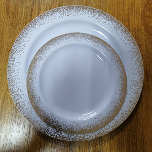 100 assiettes jetables dorées, argentées et rouges en PS sans BPA, motif à pois, pour la rentrée scolaire, marque Sweet Dew - Product Image 1