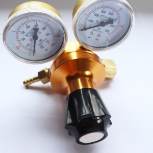 Yüksek standart fabrika fiyat alüminyum paslanmaz çelik meşale kesme saf oksijen gaz regülatörü kaynak regülatörü - Product Image 1