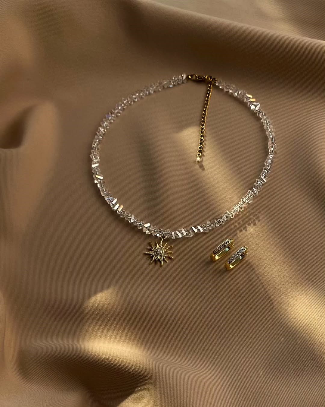 Multi4 necklace