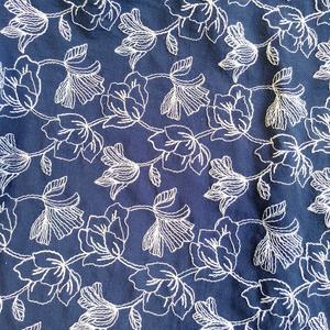 Nouveau tissu en crêpe 100% coton avec broderie florale, tissu pour robe femme, tissu pour vêtements, textile de maison - Product Image 3