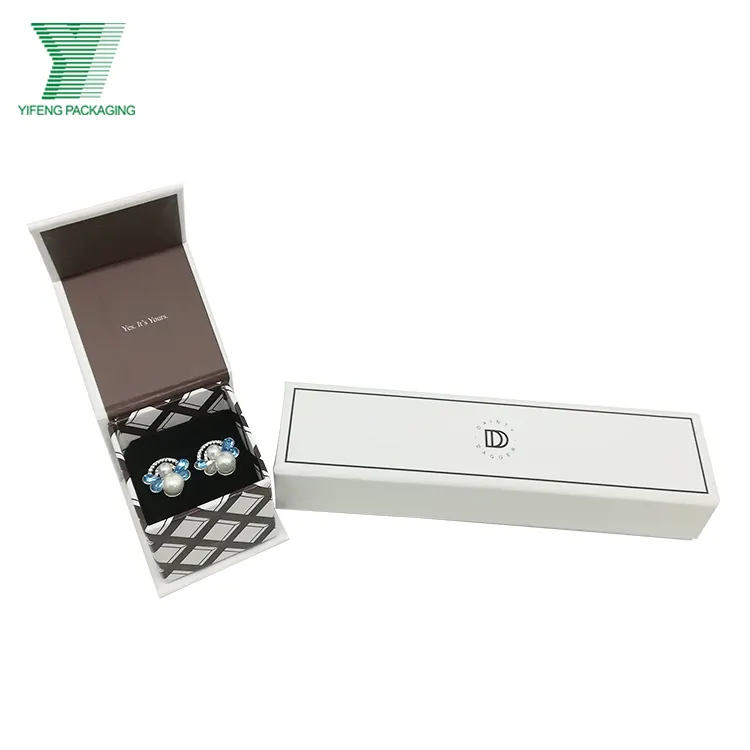 Gratis sampel kotak perhiasan kertas magnetik mewah kotak hadiah perhiasan cincin anting-anting kalung logo kustom dengan sisipan busa