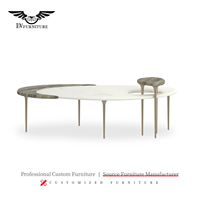 Table basse multifonctionnelle en bois de luxe léger avec tiroirs de rangement silencieux, cadre minimaliste fin en métal doré électroplaqué