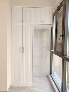 Armoire d'angle ouverte avec poignées dorées, meuble de balcon moderne de luxe blanc pour salon, sur mesure - Product Image 2