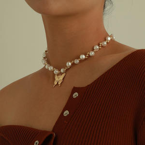 ยุโรปและอเมริกันเครื่องประดับแฟชั่นข้ามพรมแดนผีเสื้อสามมิติสำหรับผู้หญิงสั้นสง่างามมุกเรขาคณิต - Product Image 2