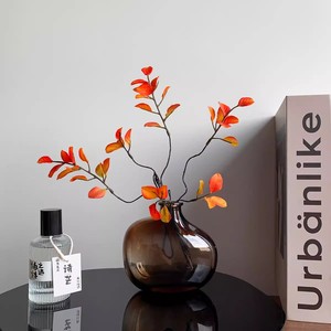 Branches d'érable artificielles, fleurs en soie rouge, décoration intérieure, style nordique, décoration de salon - Product Image 1