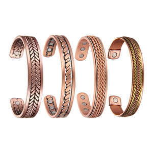 Pulsera magnética de cobre sólido 100% para hombres, brazalete de moda con terapia infrarroja para un alivio y curación efectivos del dolor articular - Product Image 1