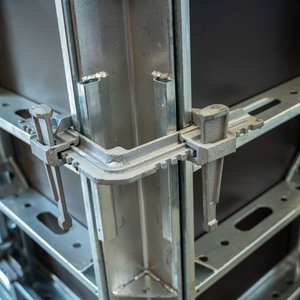 DOKA Framix Wandformstahl-Schalungssystem Baumaterial Betonbau Vorgefertigte Schalungspaneele für Decken - Product Image 3