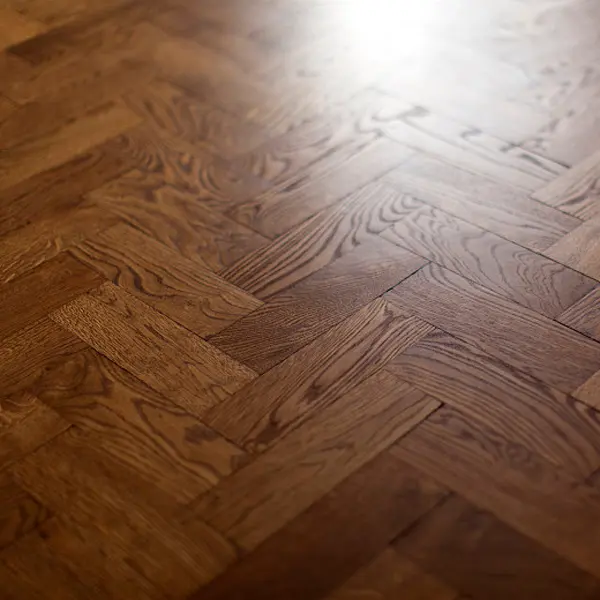 Châu Âu thiết kế gỗ sàn xương cá cảm ứng thực sự sàn sàn gỗ sàn