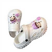Nouvelles pantoufles unisexes 2025 d'été à semelle épaisse, style dessin animé, en EVA perforé, à bout fermé, antidérapantes et à semelle souple