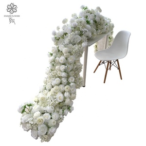 Runner da Tavolo con Fiori Artificiali 3D Rossi, Gialli, Arancioni, Verdi e Marroni, Archi di Glicine e Rose - Product Image 6
