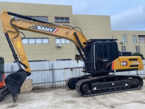 Low Hour <b>Used</b> SY215C Excavator, Stable Working <b>Machine</b> for Drainage Ditch Work and Ground Leveling - Product Image 1