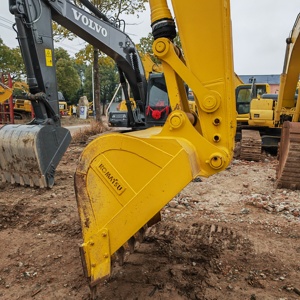Mejor Precio, Excavadora de Cadenas Komatsu PC240LC Usada, 24 Toneladas, Pocas Horas de Uso, Equipo de Construcción de Alta Resistencia, Como Nueva, Lista para Trabajar - Product Image 4