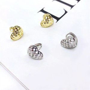 Heart Shaped <b>Clip</b> On Earrings Gold <b>Silver</b> Zinc Alloy Channel Setting Studs For Women Gift Fashion Jewelry - Product Image 1