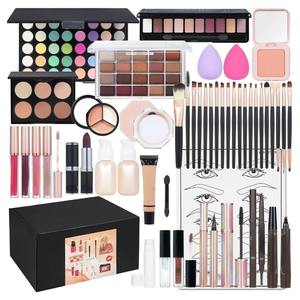 Fabricant de kits de maquillage OEM, boîte complète, fard à paupières mat, brillant à lèvres, rouge à lèvres, sourcils, <span class=keywords><strong>kit</strong></span> de maquillage à marque privée - Product Image 1