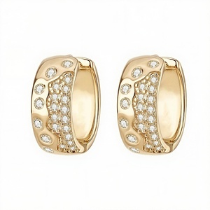 Manufacturer Supplier Fashion Jewelry Gold Plated Copper Micro Pave 1.5MM Zircon Trendy <b>Huggie</b> Hoop Earrings for Women - Product Image 6