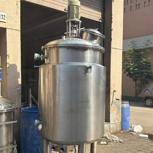 Tanque de mezcla industrial grande de acero inoxidable con agitador de motor eléctrico para línea de producción en fábrica - Product Image 1