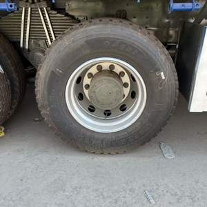 Camions de fret HOWO d'<span class=keywords><strong>occasion</strong></span> chinois Sinotruk 371HP, <span class=keywords><strong>remorque</strong></span> 6x4, camion de fret clôturé - Product Image 6