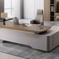 Nouveau bureau de direction moderne en bois avec ventilation, idéal pour les bureaux professionnels et les immeubles de bureaux