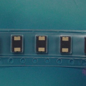 Ksh Tùy Chỉnh 12.000Mhz Tinh Thể Thạch Anh Smd 4pin 2pin 20PF 10ppm-40 ~ + 85 7050 5032 Loại Dao động - Product Image 3